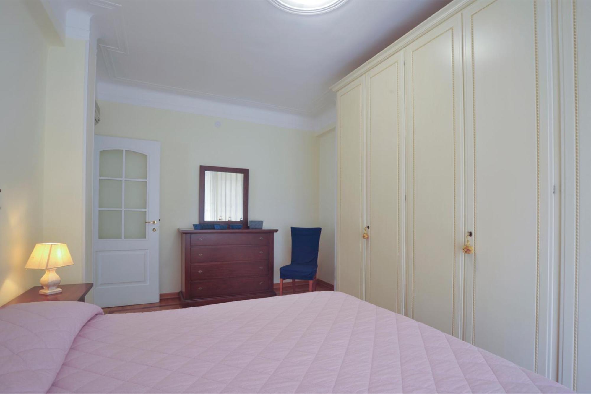 Casa Carina Centro Citta Con Garage Privato Apartment Sanremo Luaran gambar