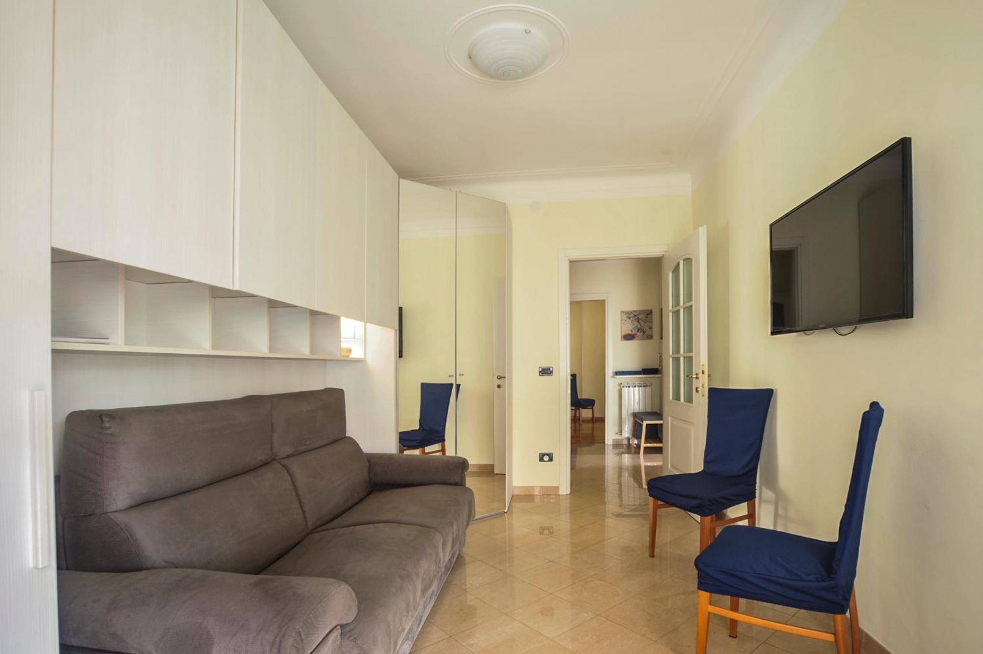 Casa Carina Centro Citta Con Garage Privato Apartment Sanremo Luaran gambar